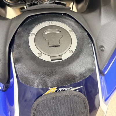 Miếng bảo vệ bình xăng 3D cho Honda Africa Twin (Tank Protector)