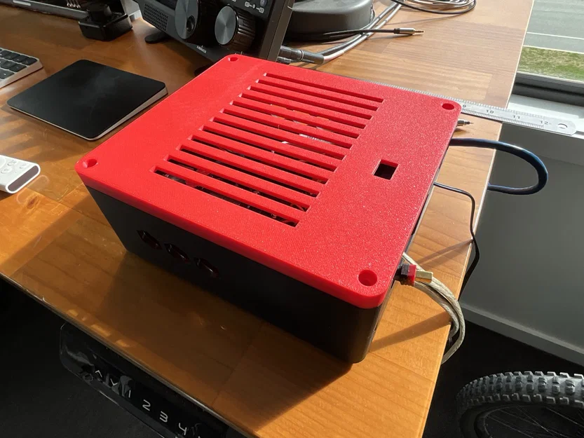 Hộp điều khiển từ xa cho trạm HAM Radio (Raspberry Pi & Flex Radio) - Image 1