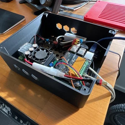 Hộp điều khiển từ xa cho trạm HAM Radio (Raspberry Pi & Flex Radio)