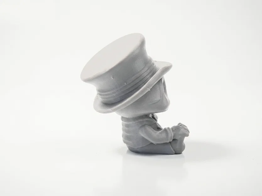 Mô hình 3D bộ xương nhỏ ngồi đội mũ - Mini Skeleton Sat Fantasy Figurine - Image 3