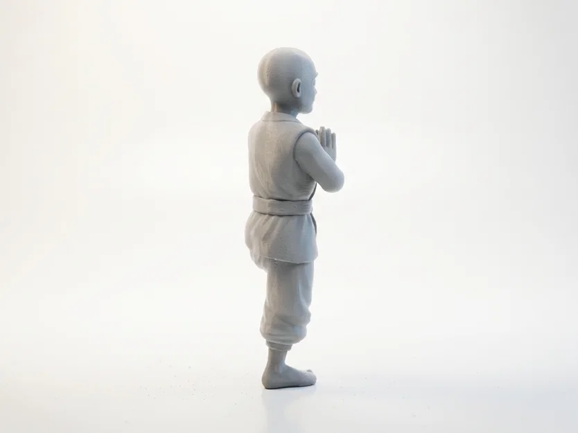 Mô hình 3D Chú tiểu thiền định - Tượng trang trí phong cách giả tưởng - Image 3