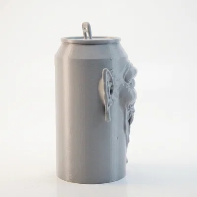 Mô hình in 3D lon nước Monster Energy phong cách kinh dị