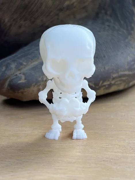 Mô hình bộ xương đáng yêu ôm trái tim (Cute Hearted Skeleton) - Image 2