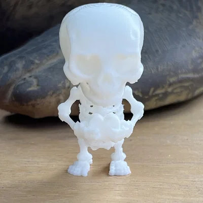 Mô hình bộ xương đáng yêu ôm trái tim (Cute Hearted Skeleton)