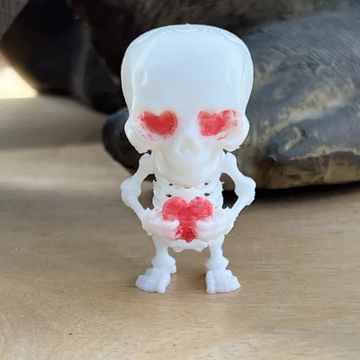 Mô hình bộ xương đáng yêu ôm trái tim (Cute Hearted Skeleton)