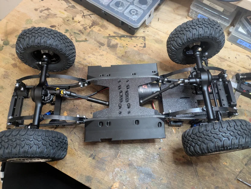 Chassis Custom Trail Finder 2 dựa trên thanh ray carbon SCX10 / Wheelbase 11,2" (284mm) - Image 7