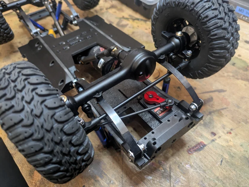 Chassis Custom Trail Finder 2 dựa trên thanh ray carbon SCX10 / Wheelbase 11,2" (284mm) - Image 9