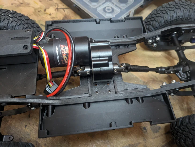 Chassis Custom Trail Finder 2 dựa trên thanh ray carbon SCX10 / Wheelbase 11,2" (284mm) - Image 14