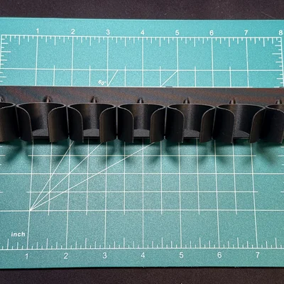 Giá treo chai sơn 28mm cho bảng Skadis