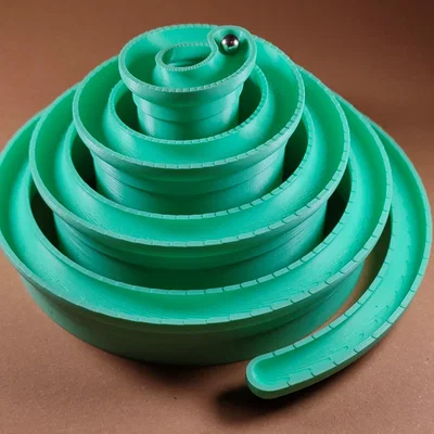 Spiral marble run - Đường chạy bi xoắn ốc
