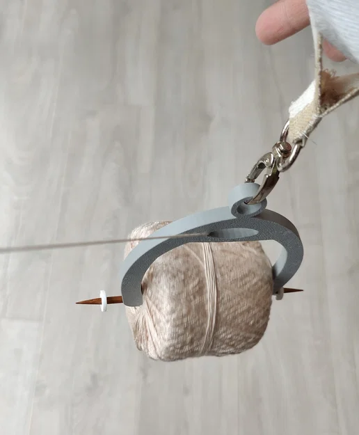 Dụng cụ giữ len góc nghiêng (Open Angled Yarn Minder) - Image 4