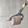 Dụng cụ giữ len góc nghiêng (Open Angled Yarn Minder) - Thumbnail 4
