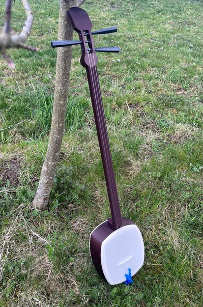 Mô hình đàn Shamisen tỉ lệ 1:1 có thể chơi được - Image 1