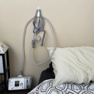 Móc treo máy CPAP