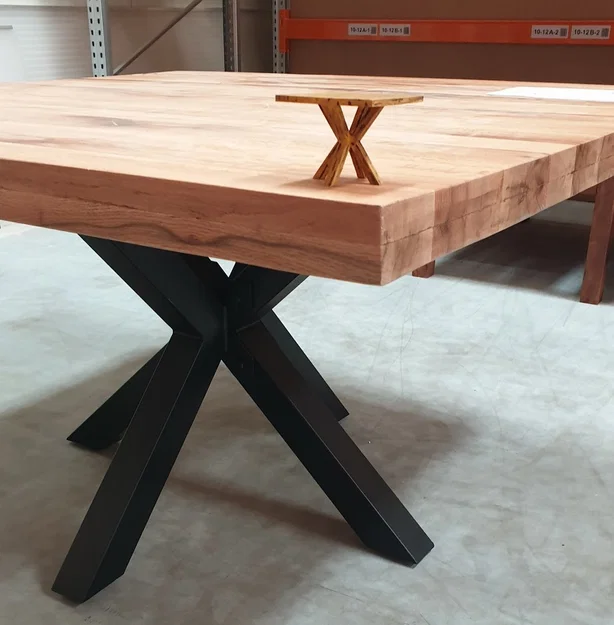 Mô hình bàn Star Table cho nhà búp bê tỉ lệ 1:12 - Image 1