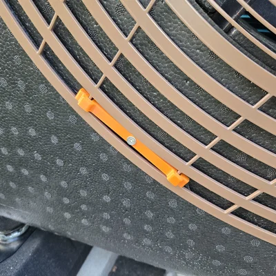 Kẹp giữ vỏ quạt cho máy WeHeat Sparrow