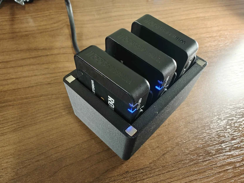 Hộp sạc và đế đựng thông minh cho Rode Wireless Go II (in 3D) - Image 1