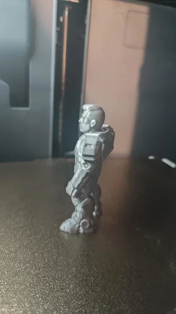 Mô hình Mecha Cristiano Ronaldo in 3D độc đáo cho fan bóng đá - Image 3