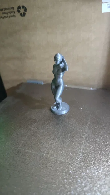 Mô hình tượng nữ vận động viên bơi lội (Swimmer Statue) 10cm - Image 2