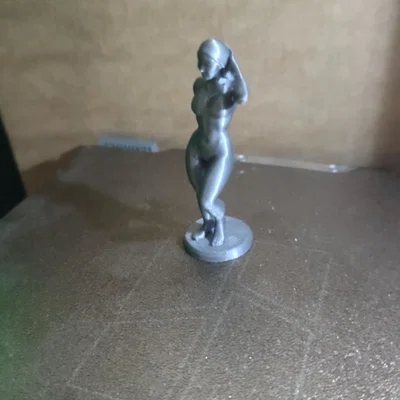 Mô hình tượng nữ vận động viên bơi lội (Swimmer Statue) 10cm