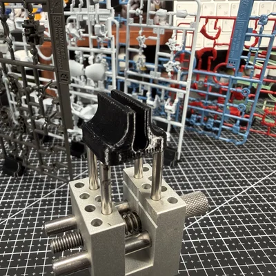 Đế giữ khung nhựa (sprue) mini - Phụ kiện cần thiết cho Gunpla