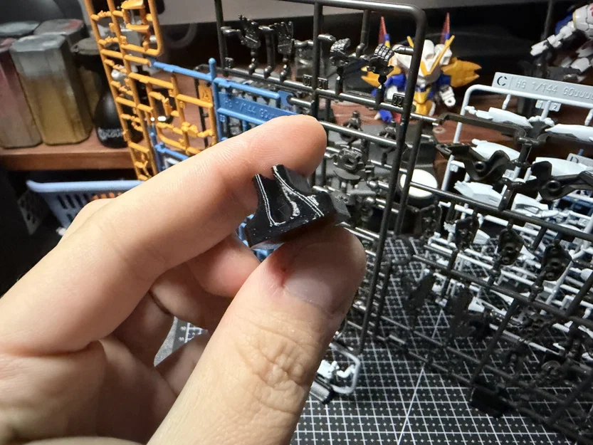 Đế giữ khung nhựa (sprue) mini - Phụ kiện cần thiết cho Gunpla - Image 2