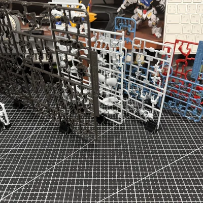 Đế giữ khung nhựa (sprue) mini - Phụ kiện cần thiết cho Gunpla