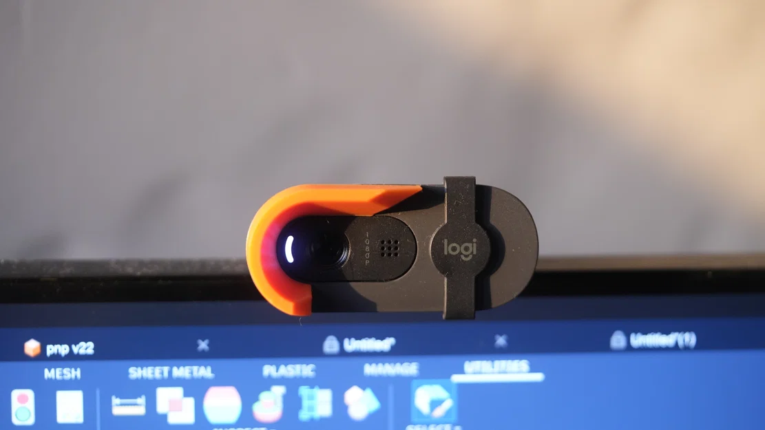 Miếng chắn nắng cho Webcam - Chống lóa (Logitech Brio 101/100) - Image 1