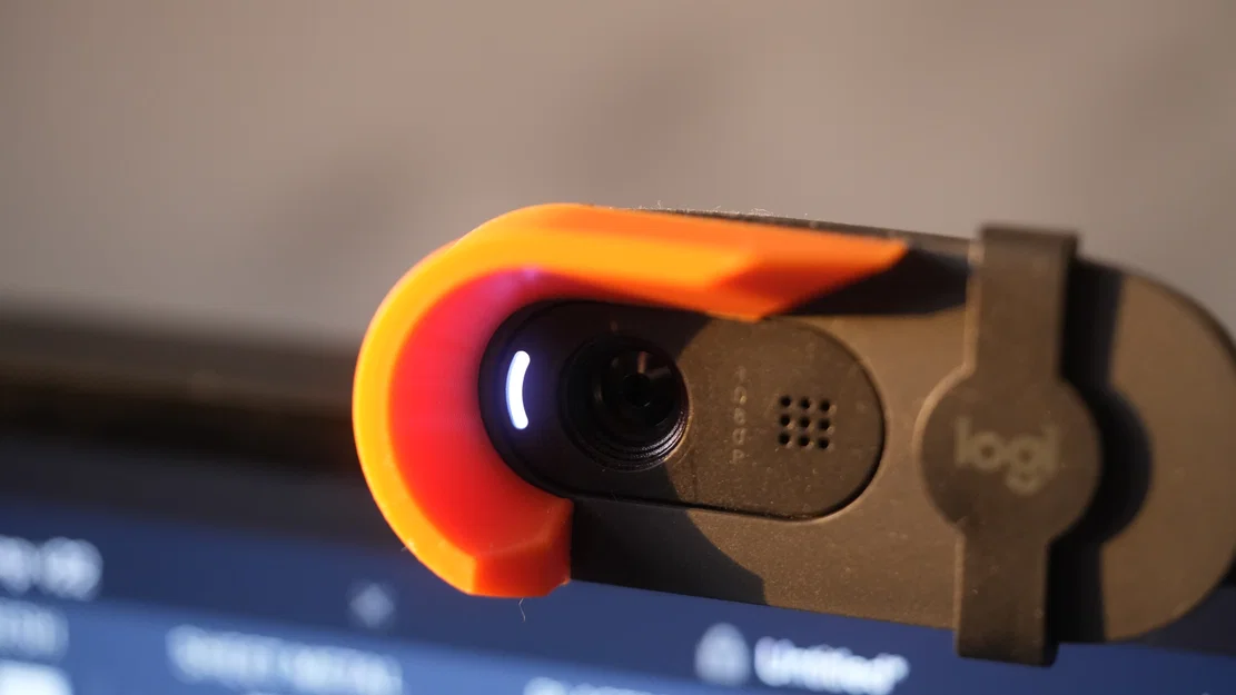 Miếng chắn nắng cho Webcam - Chống lóa (Logitech Brio 101/100) - Image 2