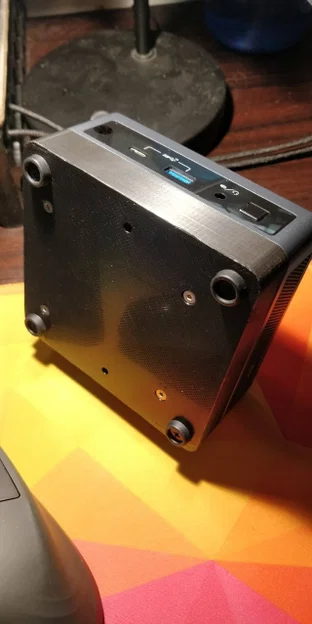 Khung mở rộng (Chassis) gắn thêm ổ cứng 2.5" cho NUC 10i7FNK - Image 1