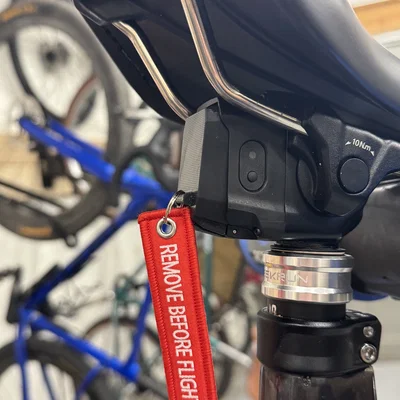 Nắp đậy pin cho Dropper Post SEEKRUN S7 kèm giá treo móc khóa
