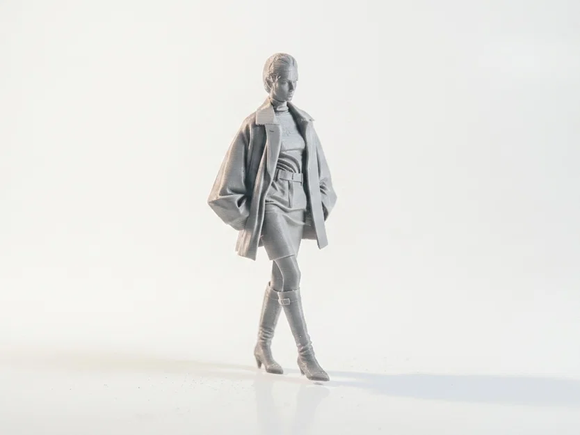 Mô hình 3D tượng nữ mặc áo khoác sành điệu - Jacket Lady - Image 2