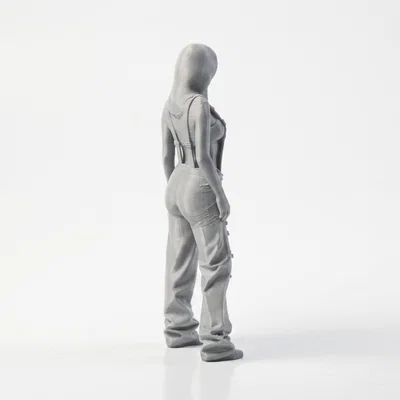 Mô hình tượng nữ mặc Jumpsuit (Jumpsuit Lady Figurine) in 3D
