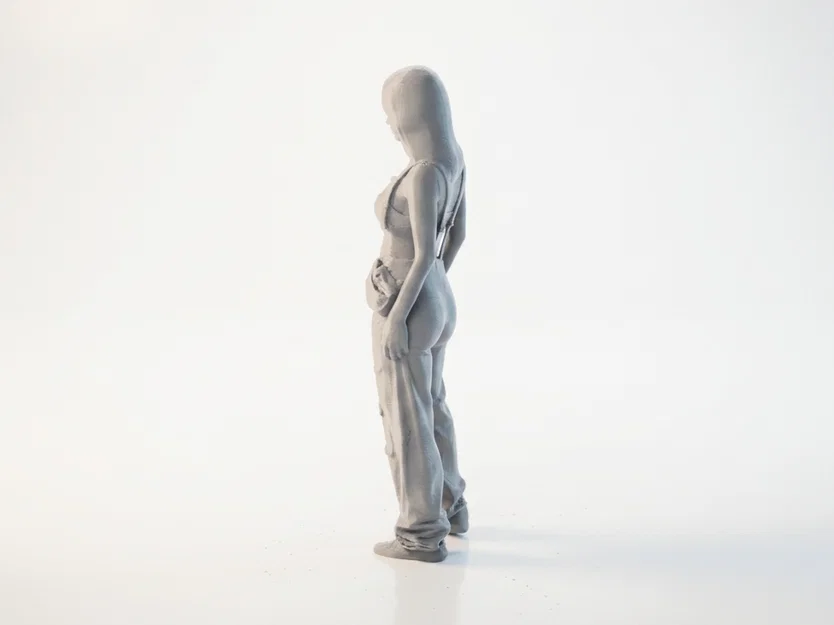 Mô hình tượng nữ mặc Jumpsuit (Jumpsuit Lady Figurine) in 3D - Image 4
