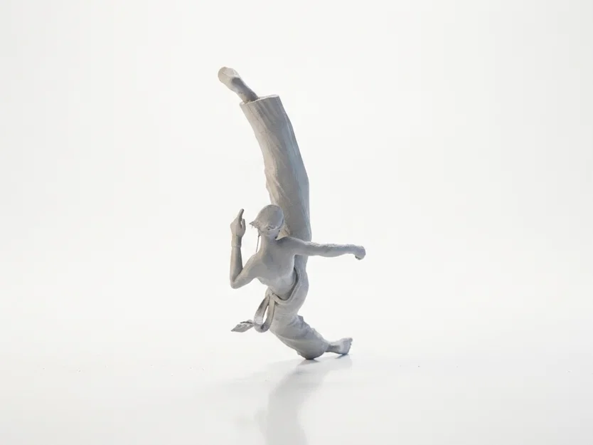 Mô hình 3D Nữ Võ Sĩ Karate Thực Hiện Cú Đá Cao - Image 4