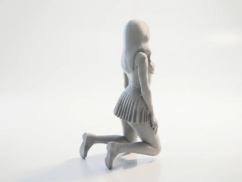 Mô hình tượng cô gái quỳ gối in 3D nghệ thuật - Image 3