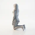 Mô hình tượng cô gái quỳ gối in 3D nghệ thuật - Thumbnail 4