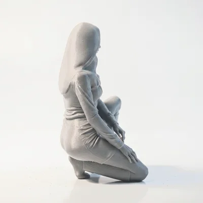 Mô hình tượng nữ quỳ - File in 3D sắc nét