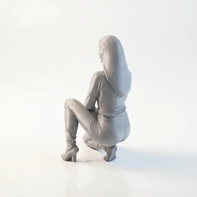 Mô hình tượng nữ quỳ - File in 3D sắc nét