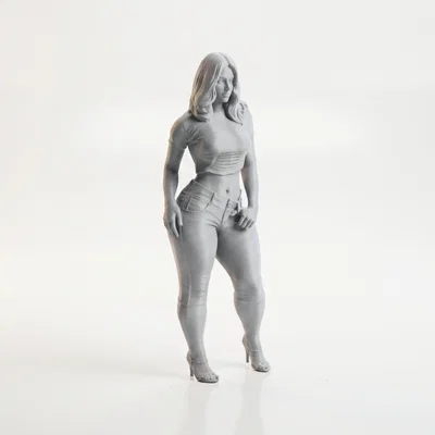 Mô hình 3D nhân vật nữ đang chỉnh quần short