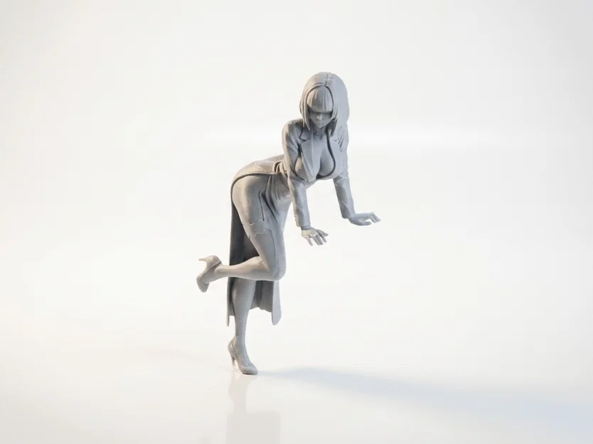 Mô hình tượng nữ dáng cúi người - File 3D in ấn nghệ thuật - Image 1