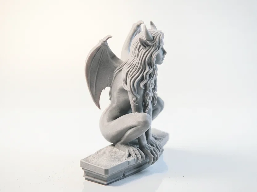 Mô hình tượng Lady Gargoyle - Hình tượng nữ giới in 3D - Image 3