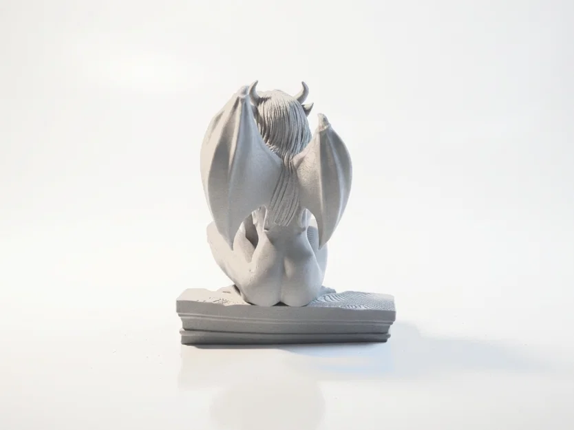 Mô hình tượng Lady Gargoyle - Hình tượng nữ giới in 3D - Image 4
