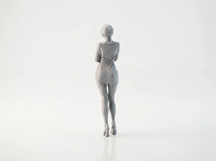 Mô hình 3D tượng quý cô khoanh tay thanh lịch - Image 3