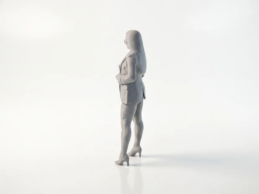 Mô hình 3D tượng cô gái mặc áo khoác và đeo kính - Image 4
