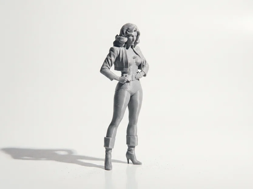 Mô hình tượng nữ nhân vật mặc áo khoác (Lady In Jacket) 3D Printable - Image 2