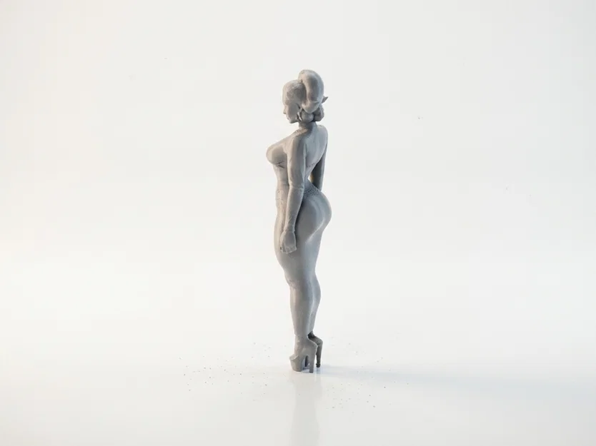 Mô Hình Figurine Thiếu Nữ Váy Dài In 3D Đầy Thanh Lịch - Image 4