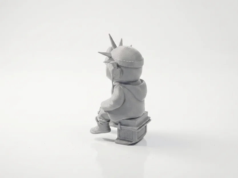 Mô hình Phi hành gia Nữ thần Tự do in 3D đầy sáng tạo - Image 4