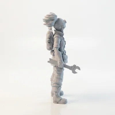 Mô hình nữ thợ máy 3D (Lady Mechanic Figurine) - File STL in 3D