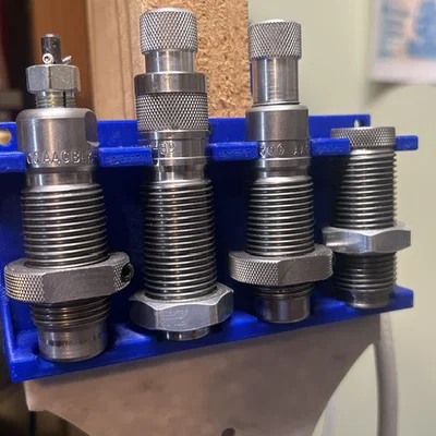 Giá treo tường 3D cho bộ khuôn nạp đạn (Reloading Die Holder)